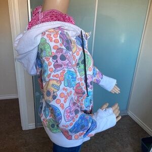 Skulls Jacket w/zip front